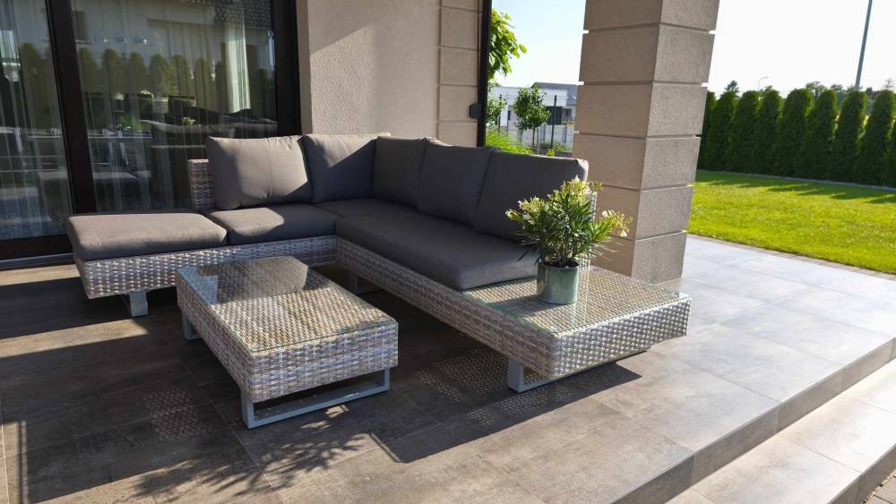 I mobili da giardino ideali per terrazze private e spazi ristorativi